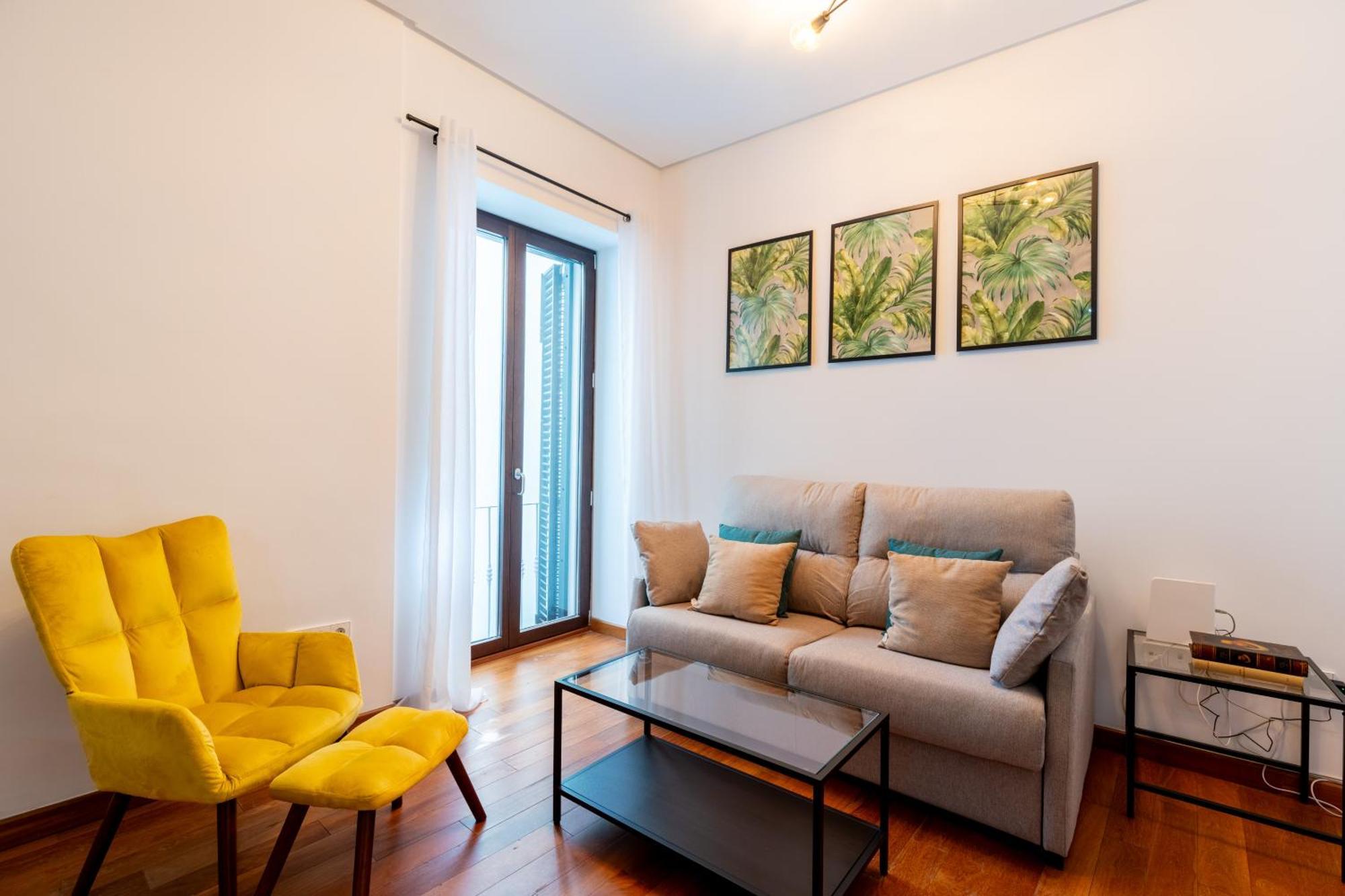 Ry Aparcamiento Incluido Junto A Catedral Ideal Parejas Севилья Экстерьер фото