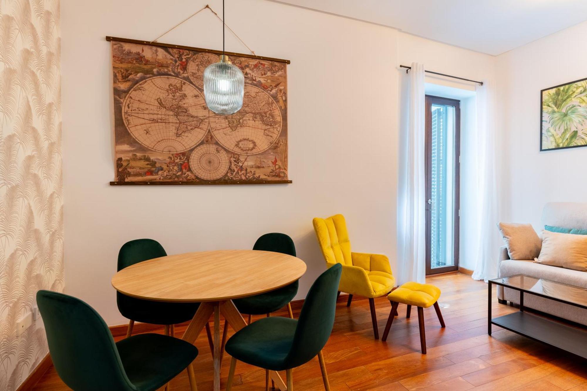 Ry Aparcamiento Incluido Junto A Catedral Ideal Parejas Севилья Экстерьер фото